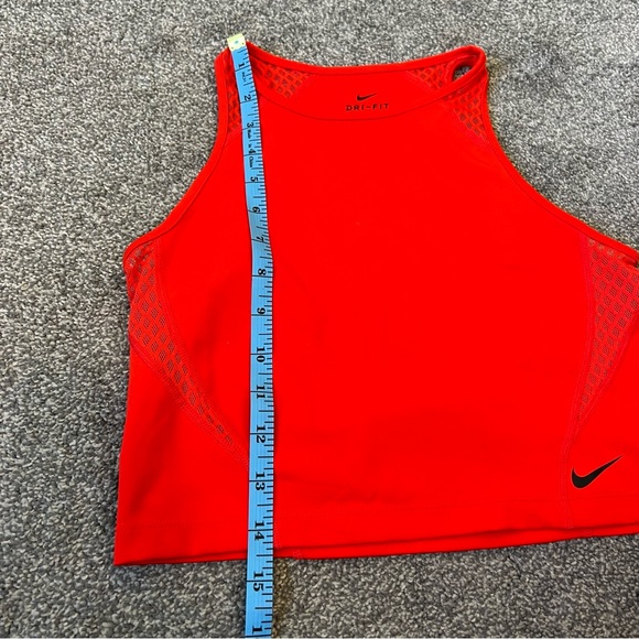 Nike red high neck crop top - Picture 8 of 9